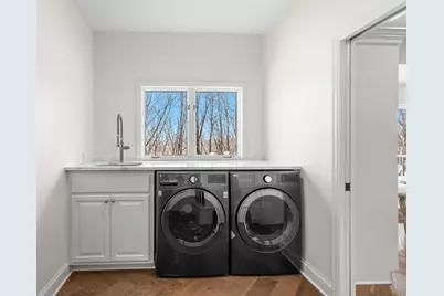 10692 Mount Curve Road, Eden Prairie, MN 55347 - Photo 45