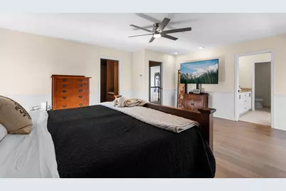 10692 Mount Curve Road, Eden Prairie, MN 55347 - Photo 33