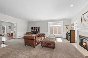 10692 Mt Curve Rd, Eden Prairie, MN 55347 - Photo 19