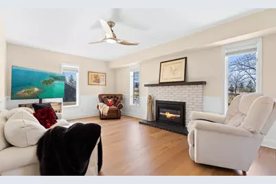 10692 Mount Curve Road, Eden Prairie, MN 55347 - Photo 25