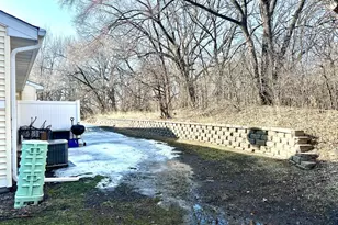 1621 City View Dr, Eagan, MN 55121 - Photo 17