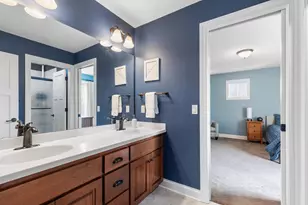 9106 Cold Stream Ln, Eden Prairie, MN 55347 - Photo 35
