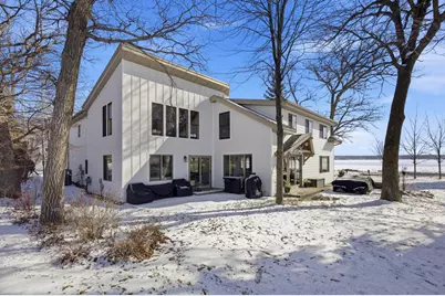 611 N Shore Drive, Detroit Lakes, MN 56501 - Photo 3