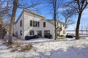 611 N Shore Dr, Detroit Lakes, MN 56501 - Photo 3