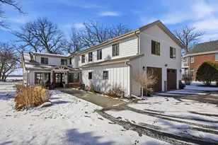 611 N Shore Dr, Detroit Lakes, MN 56501 - Photo 1