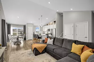 1515 Raymond Dr, Waconia, MN 55387 - Photo 5