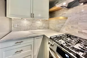 809 Wagon Wheel Trail, Mendota Heights, MN 55120 - Photo 9