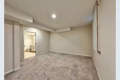 809 Wagon Wheel Trail, Mendota Heights, MN 55120 - Photo 37