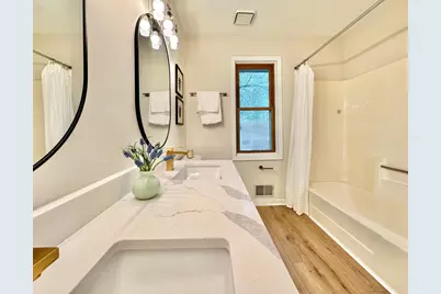 809 Wagon Wheel Trail, Mendota Heights, MN 55120 - Photo 29