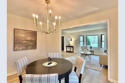 809 Wagon Wheel Trail, Mendota Heights, MN 55120 - Photo 5