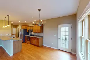 807 Maple Shade Dr, Holmen, WI 54636 - Photo 13