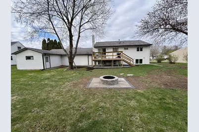 818 S 10th Street, Lake City, MN 55041 - Photo 3