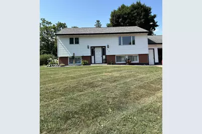 818 S 10th Street, Lake City, MN 55041 - Photo 1