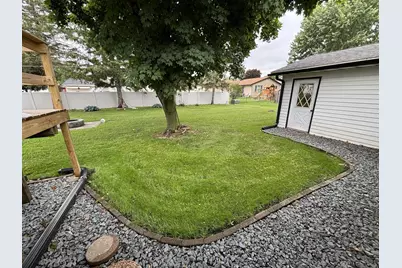 818 S 10th Street, Lake City, MN 55041 - Photo 5