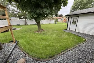 818 S 10th St, Lake City, MN 55041 - Photo 5