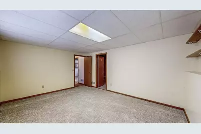 818 S 10th Street, Lake City, MN 55041 - Photo 9