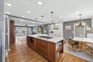 6716 W Shore Dr, Edina, MN 55435 - Photo 3