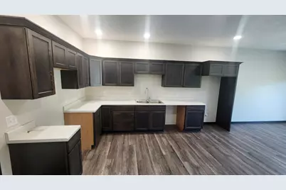 901 7th Ave SW, Pipestone, MN 56164 - Photo 11