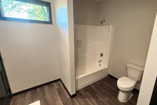 901 7th Ave SW, Pipestone, MN 56164 - Photo 21