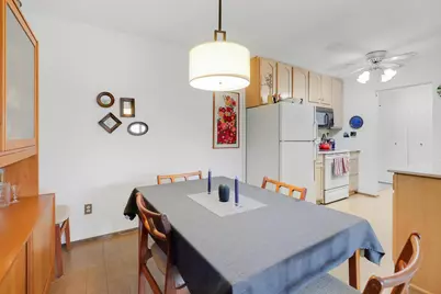 4360 Brookside Court #218, Edina, MN 55436 - Photo 9