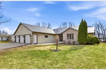 141 Fairlawn Avenue E, Winsted, MN 55395 - Photo 1