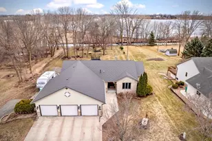 141 Fairlawn Ave E, Winsted, MN 55395 - Photo 3