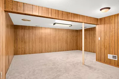 7816 Scott Avenue N, Brooklyn Park, MN 55443 - Photo 5