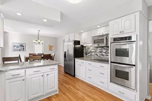 2555 Aladdin St, Roseville, MN 55113 - Photo 17