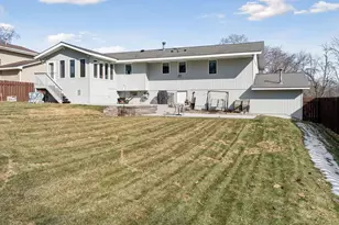 2555 Aladdin St, Roseville, MN 55113 - Photo 43