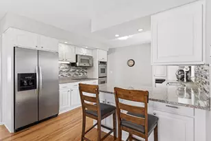 2555 Aladdin St, Roseville, MN 55113 - Photo 13