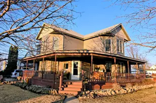 321 5th Ave SE, Pipestone, MN 56164 - Photo 1