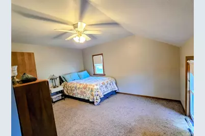 321 5th Avenue SE, Pipestone, MN 56164 - Photo 29