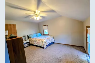 321 5th Avenue SE, Pipestone, MN 56164 - Photo 29