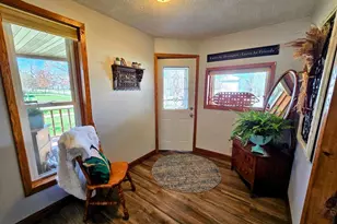 321 5th Ave SE, Pipestone, MN 56164 - Photo 5