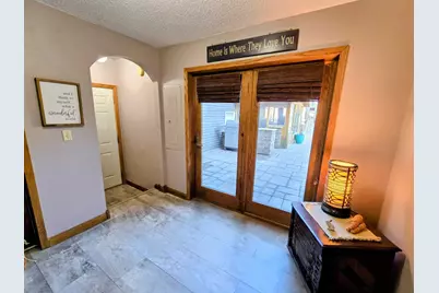 321 5th Avenue SE, Pipestone, MN 56164 - Photo 15