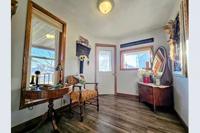 321 5th Avenue SE, Pipestone, MN 56164 - Photo 3