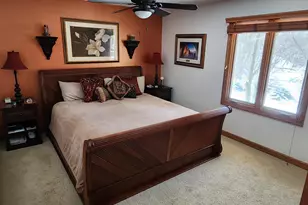 2909 Stratford Ln, Mound, MN 55364 - Photo 9