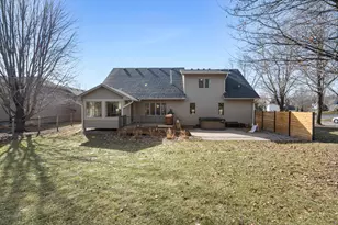 12314 Sunnybrook Rd, Eden Prairie, MN 55347 - Photo 33