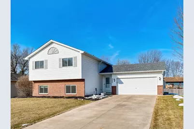 3265 Norway Drive S, Cambridge, MN 55008 - Photo 1