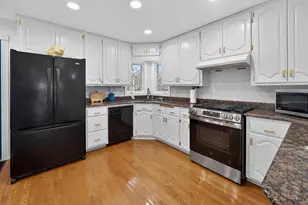 30620 Akerson St, Lindstrom, MN 55045 - Photo 9