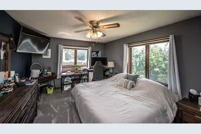 1142 Cheery Lane NE, Columbia Heights, MN 55421 - Photo 15