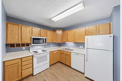 14 E 13th Street, Waconia, MN 55387 - Photo 9