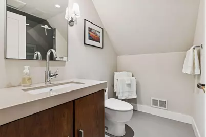 747 Kenwood Parkway, Minneapolis, MN 55403 - Photo 37