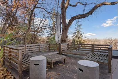 747 Kenwood Parkway, Minneapolis, MN 55403 - Photo 49