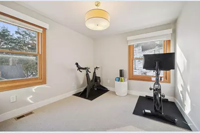 747 Kenwood Parkway, Minneapolis, MN 55403 - Photo 33