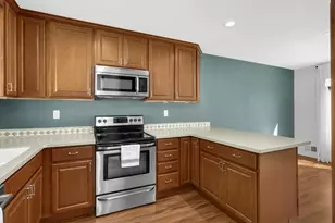 4235 Sylvia Ln N, Shoreview, MN 55126 - Photo 11