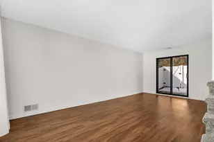 4235 Sylvia Ln N, Shoreview, MN 55126 - Photo 5