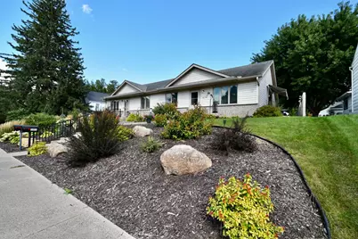 1055 S Main Street, Zumbrota, MN 55992 - Photo 3