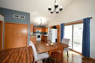 1055 S Main St, Zumbrota, MN 55992 - Photo 9