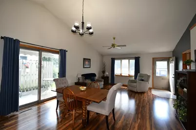 1055 S Main Street, Zumbrota, MN 55992 - Photo 5